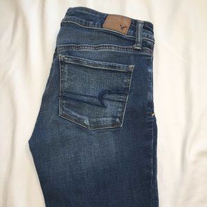 American Eagle Medium Wash Skinny Jeans